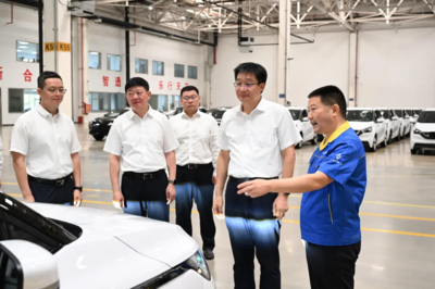 高世文調研江鈴集團新能源汽車公司 推動汽車銷售創(chuàng)新與高質量發(fā)展